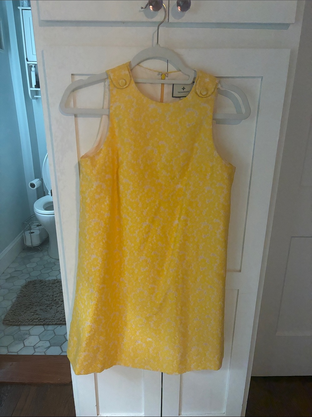 Tuckernuck Yellow Sleeveless Shift Dress - Women
